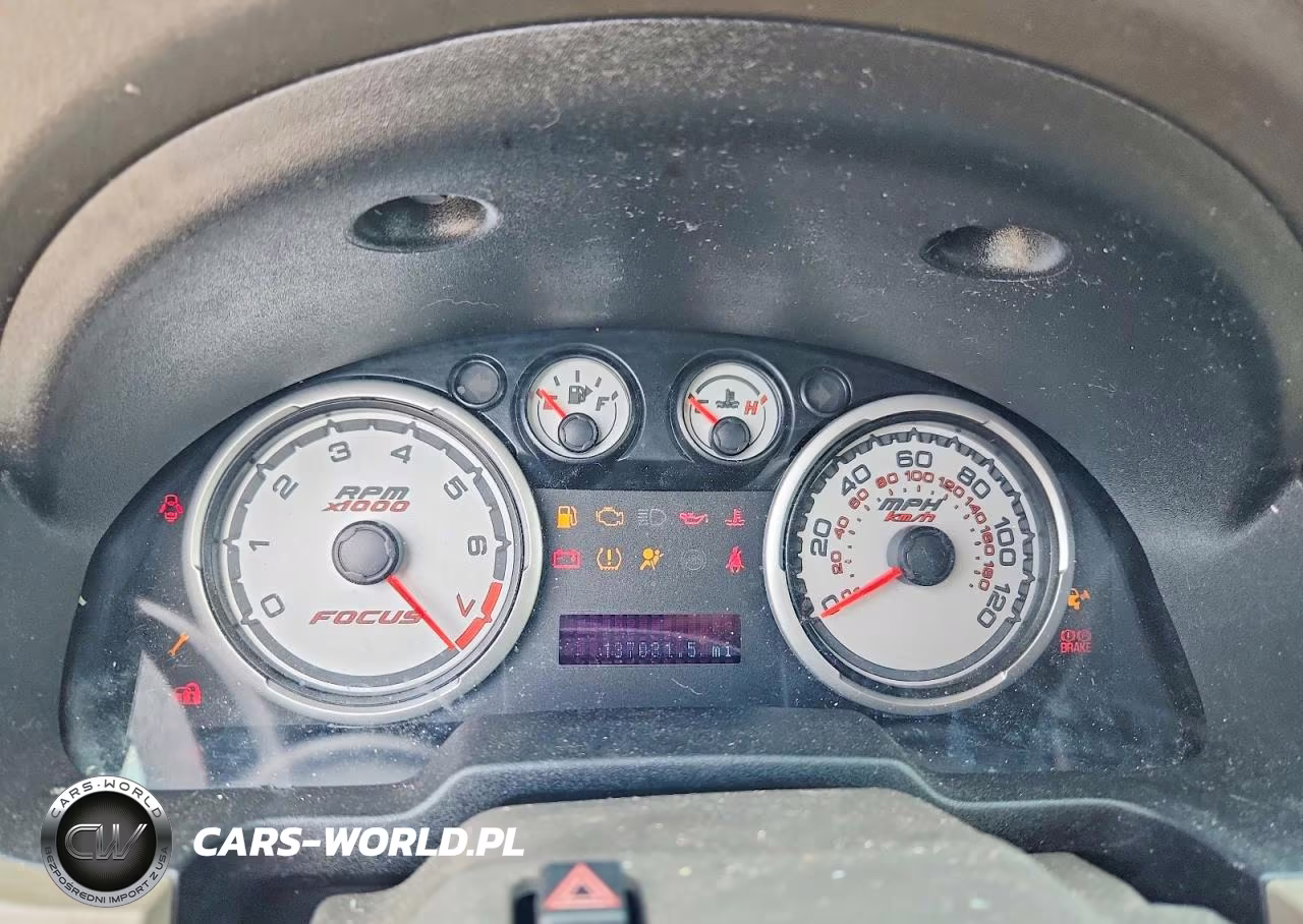 2008 Ford Focus Se VIN:1FAHP33N68W294638 - 9