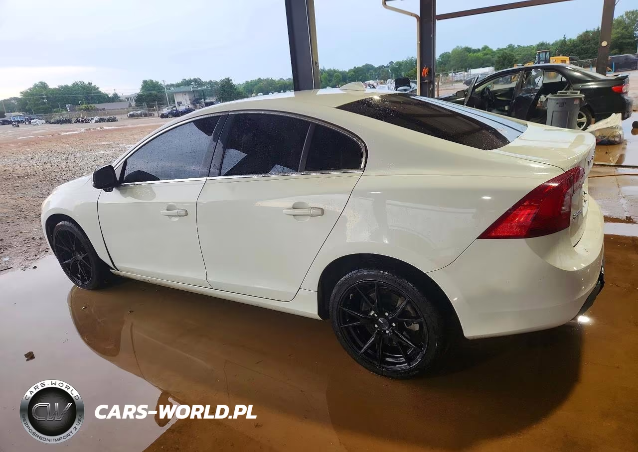 2011 Volvo S60 T6 VIN:YV1902FH6B2017273 - 2