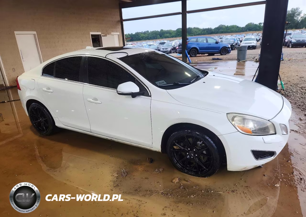2011 Volvo S60 T6 VIN:YV1902FH6B2017273 - 4