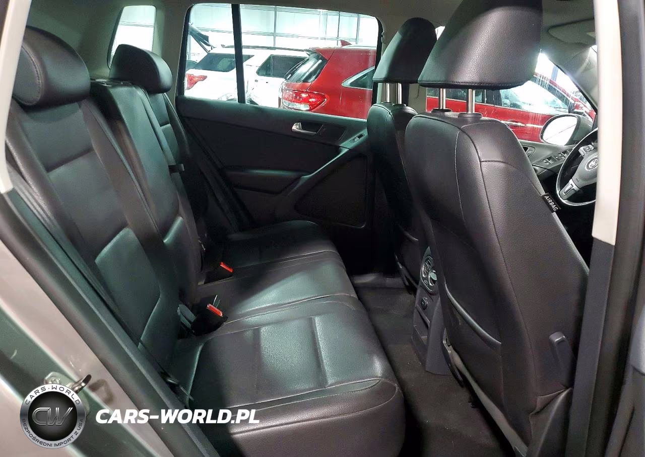 2011 Volkswagen Tiguan S VIN:WVGBV7AX9BW538285 - 10