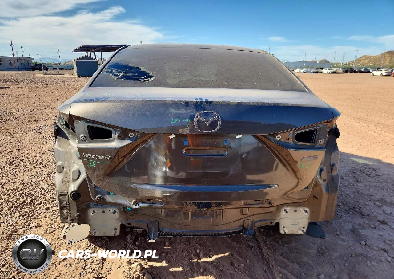 2018 Mazda 3 Sport VIN:3MZBN1U78JM183330 - 6