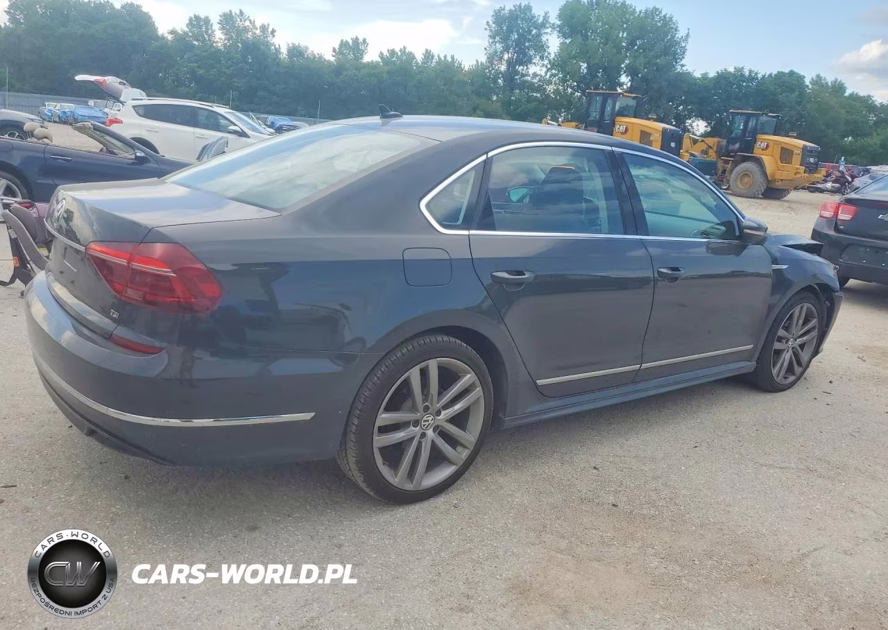 2017 Volkswagen Passat R-Line VIN:1VWDT7A34HC084535 - 3