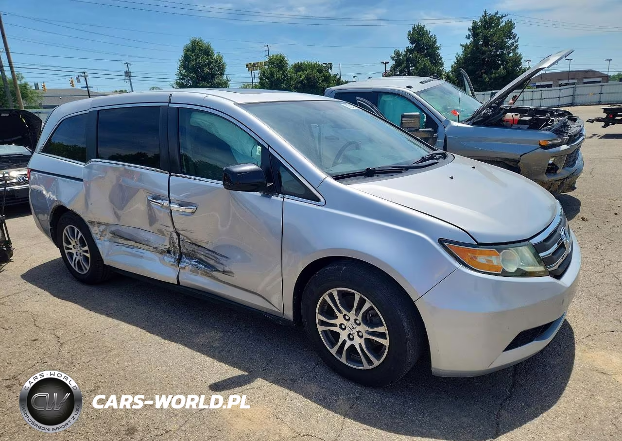 2013 Honda Odyssey Exl VIN:5FNRL5H65DB074168 - 4