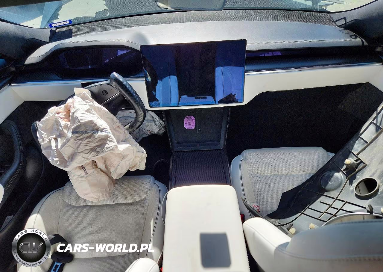 2021 Tesla Model S VIN:5YJSA1E66MF452762 - 8