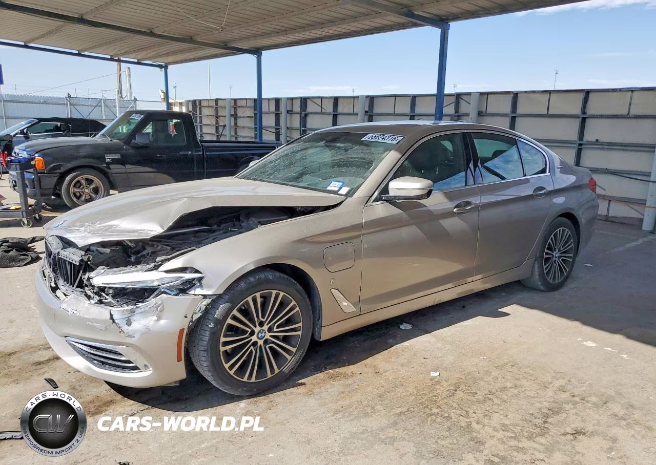 2018 BMW 530E – zdjęcie 1 z 12
