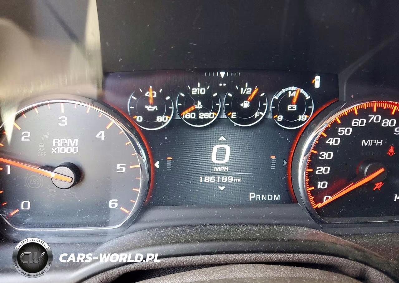 2015 GMC Yukon Denali VIN:1GKS2CKJ4FR734806 - 9