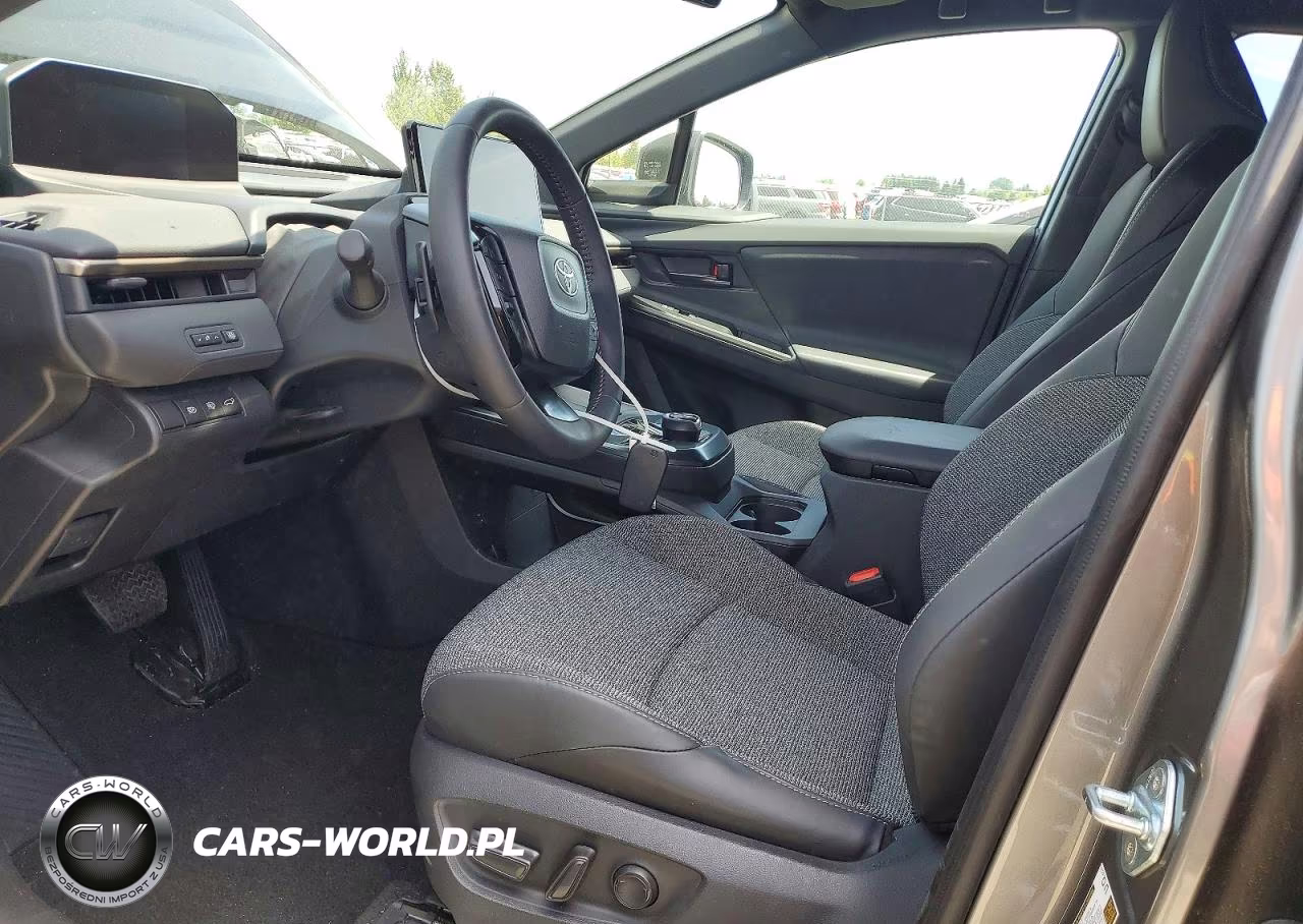 2026 Toyota Bz Xle Plus VIN:JTMBCAEB2TA006655 - 7