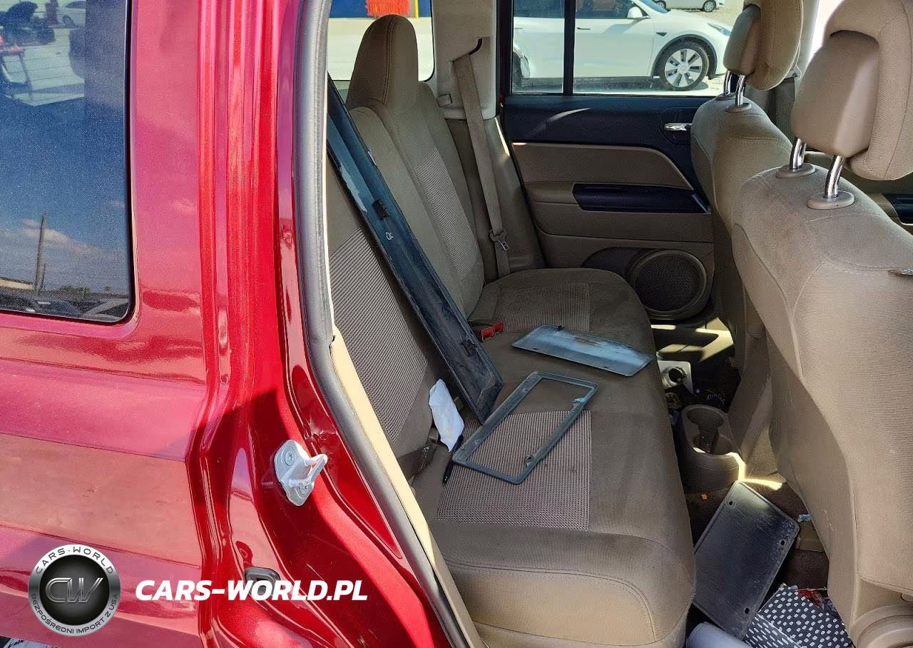 2016 Jeep Patriot Sport VIN:1C4NJPBA1GD675232 - 11