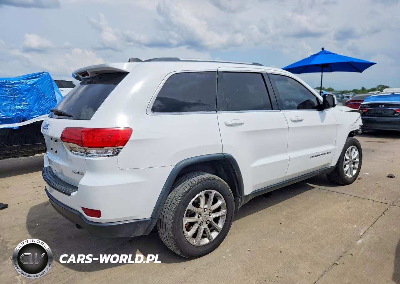2015 Jeep Grand Cherokee Laredo VIN:1C4RJEAG2FC727905 - 3