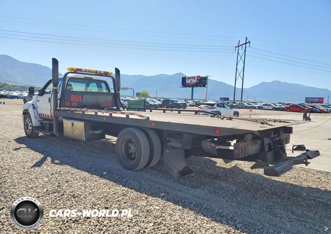 2007 Ford F650 Super Duty VIN:3FRWX65B87V511298 - 3