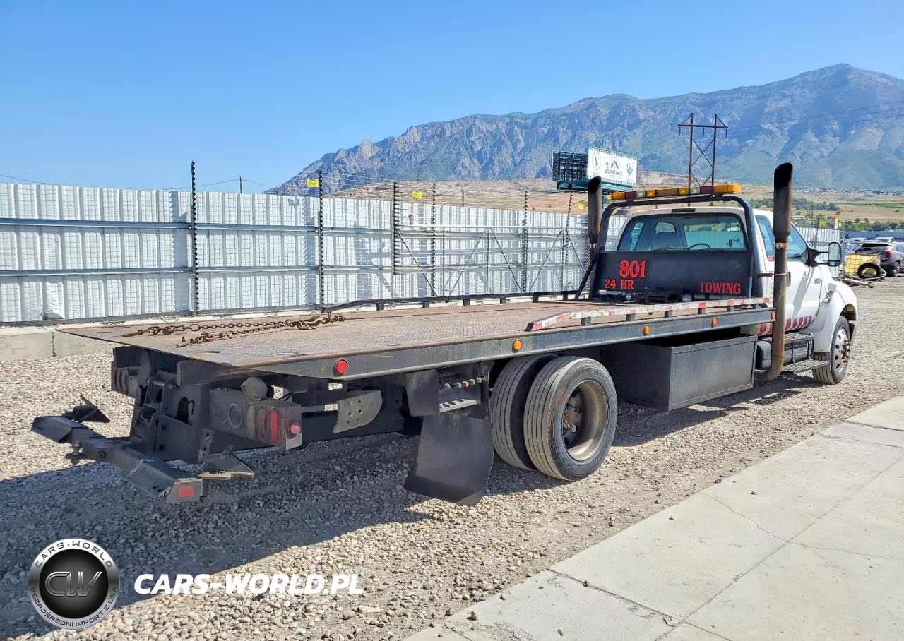 2007 Ford F650 Super Duty VIN:3FRWX65B87V511298 - 4