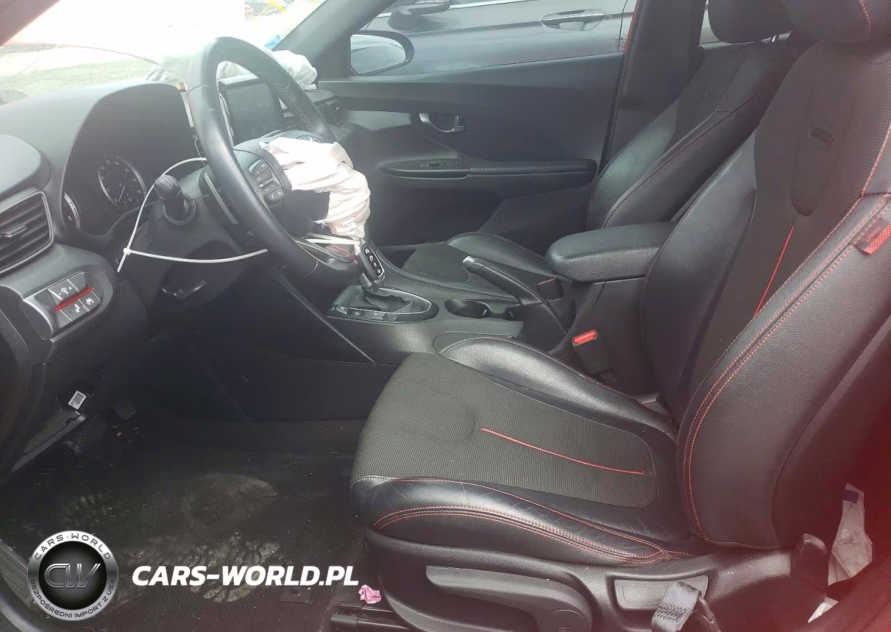 2021 Hyundai Veloster 2.0L Premium VIN:KMHTG6AF4MU032734 - 7