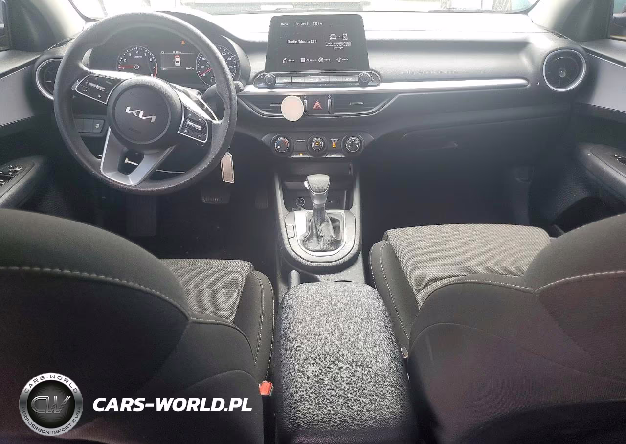 2024 Kia Forte Lxs VIN:3KPF24AD8RE752532 - 8