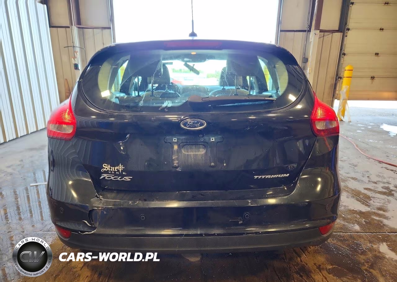 2015 Ford Focus Titanium VIN:1FADP3N27FL208754 - 6