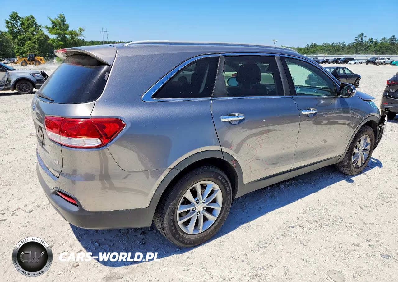 2016 Kia Sorento Lx VIN:5XYPG4A38GG140344 - 3
