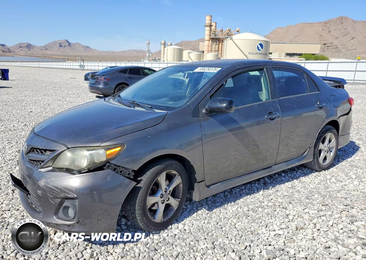 2013 Toyota Corolla S – zdjęcie 1 z 12