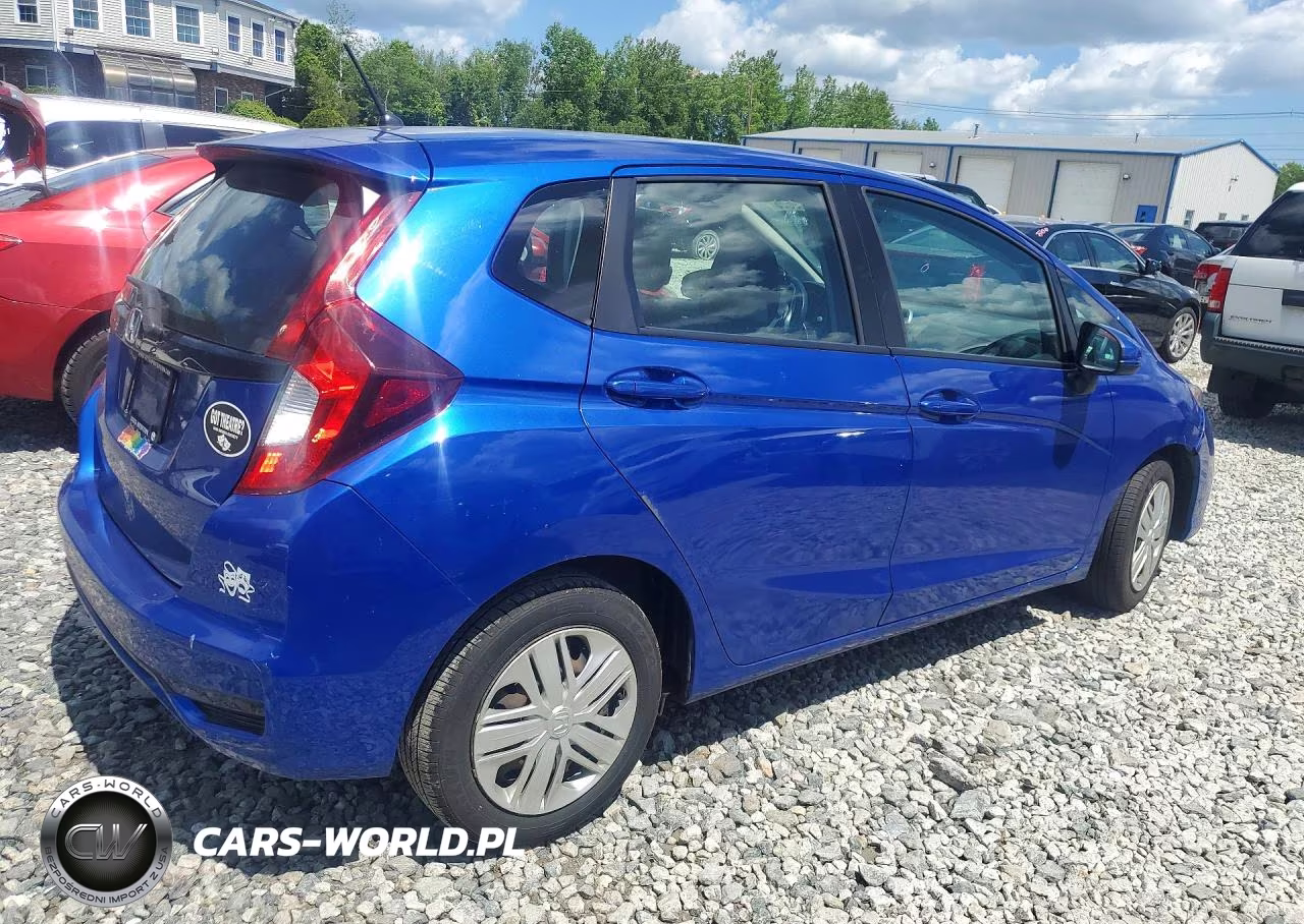 2018 Honda Fit Lx VIN:3HGGK5H46JM712297 - 3