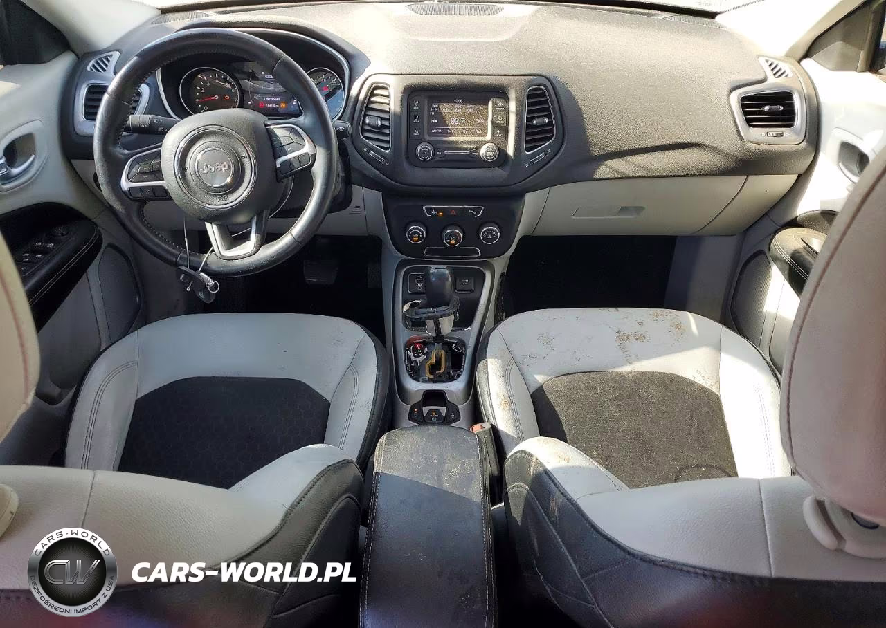 2018 Jeep Compass Latitude VIN:3C4NJCBB5JT267349 - 8