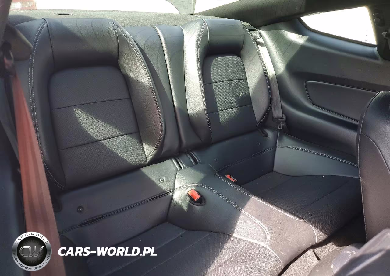 2019 Ford Mustang VIN:1FA6P8TH1K5203190 - 10