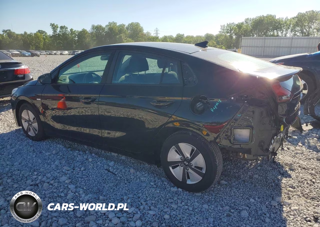 2018 Hyundai Ioniq Blue VIN:KMHC65LC1JU075777 - 2