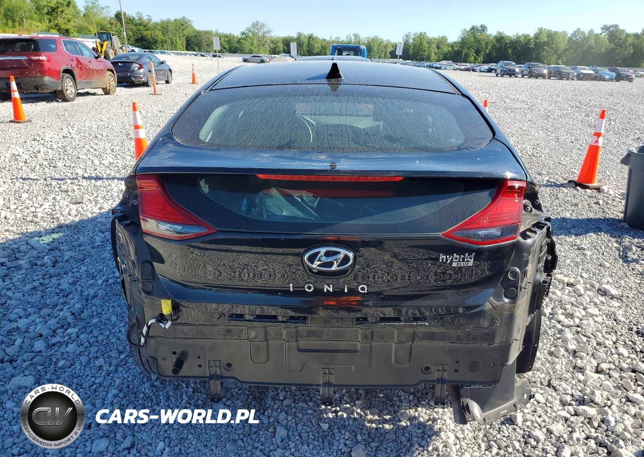 2018 Hyundai Ioniq Blue VIN:KMHC65LC1JU075777 - 6