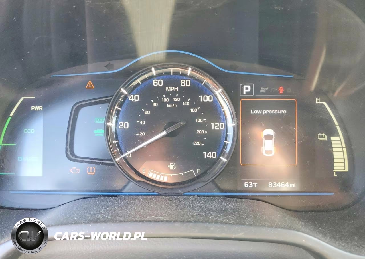 2018 Hyundai Ioniq Blue VIN:KMHC65LC1JU075777 - 9