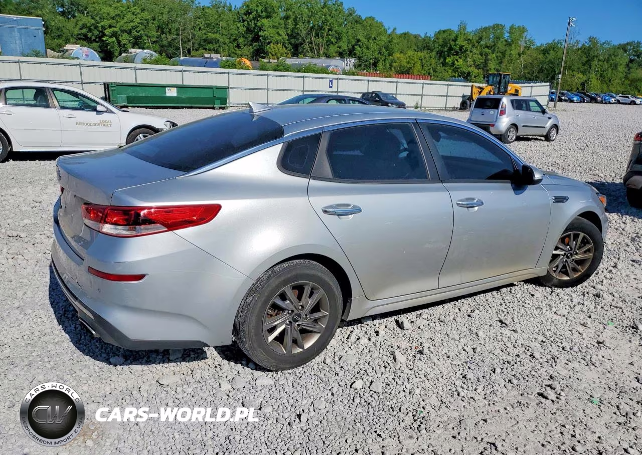 2019 Kia Optima Lx VIN:5XXGT4L37KG340914 - 3