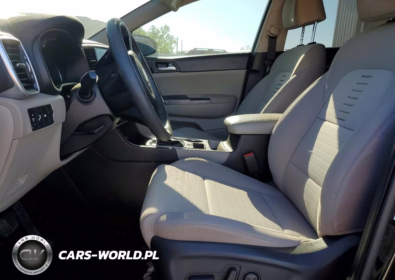 2020 Kia Sportage Lx VIN:KNDPM3AC3L7701561 - 7