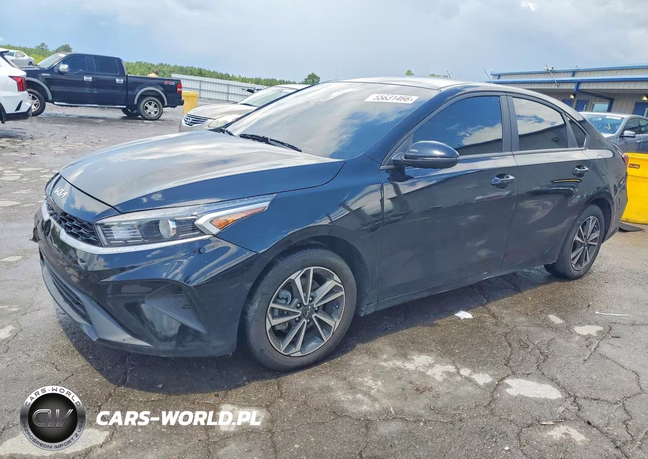 2024 Kia Forte Lxs – zdjęcie 1 z 12