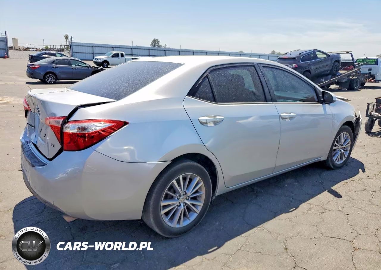 2014 Toyota Corolla Le Plus VIN:5YFBURHEXEP151765 - 3