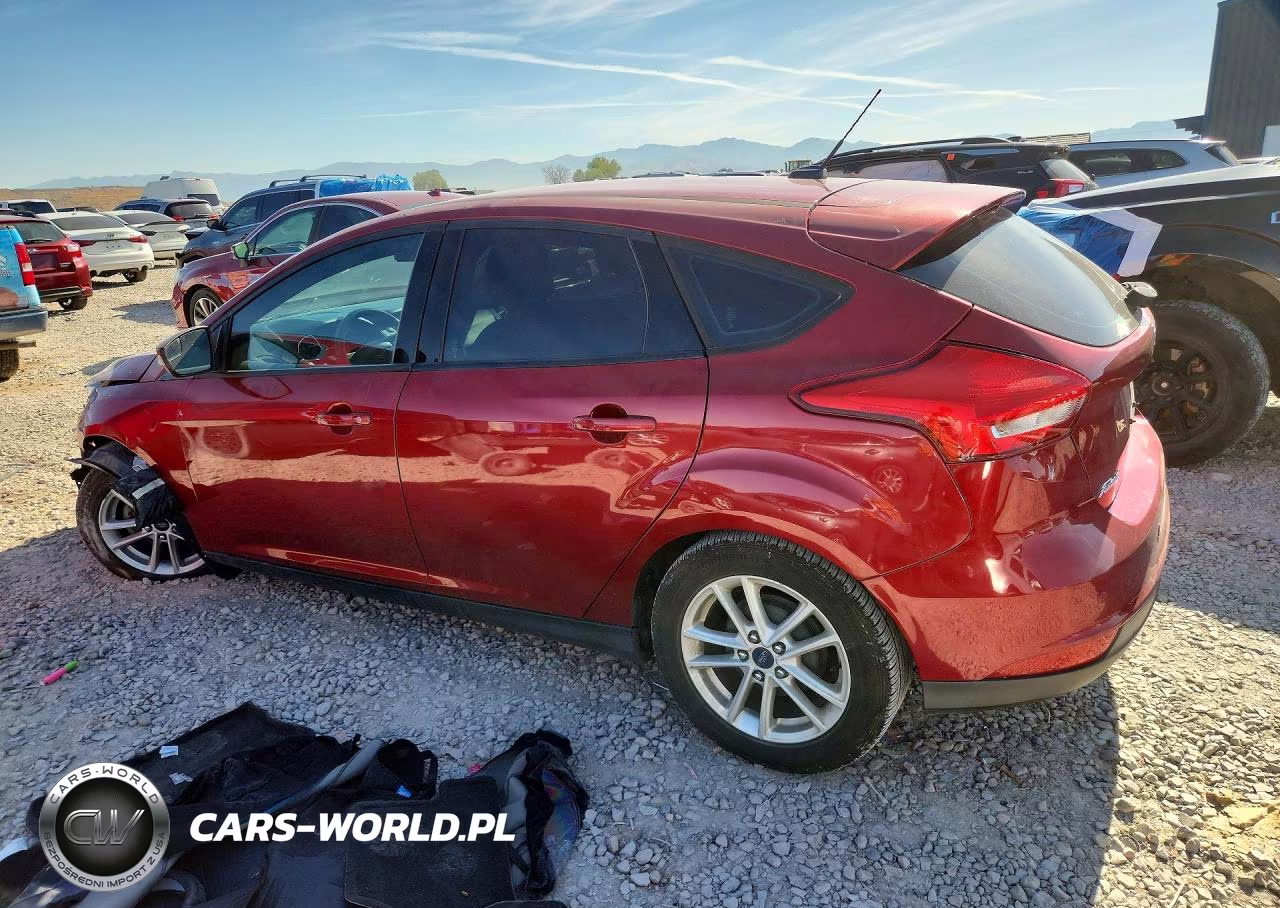 2015 Ford Focus Se VIN:1FADP3K27FL293910 - 2