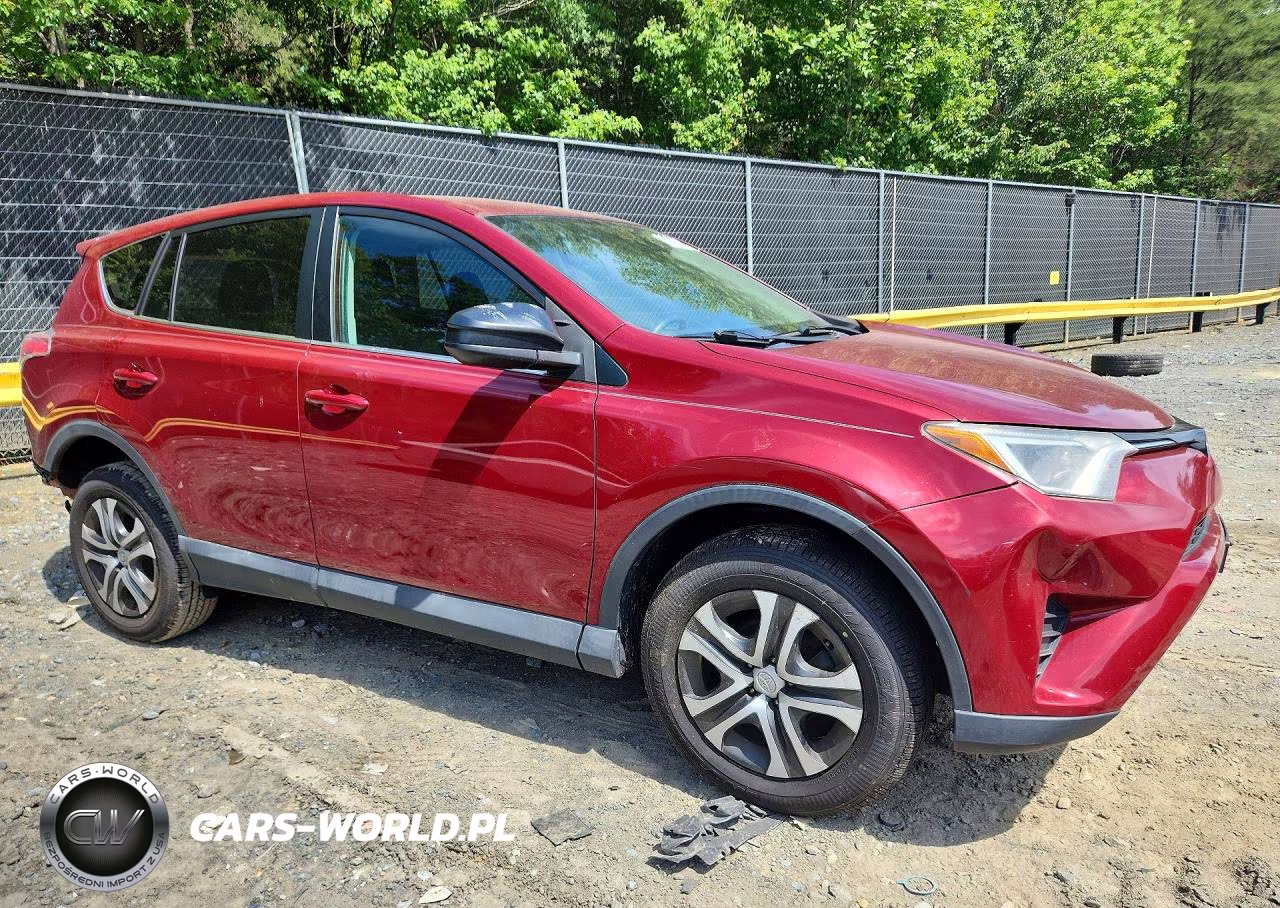 2018 Toyota Rav4 Le VIN:2T3BFREV6JW723803 - 4