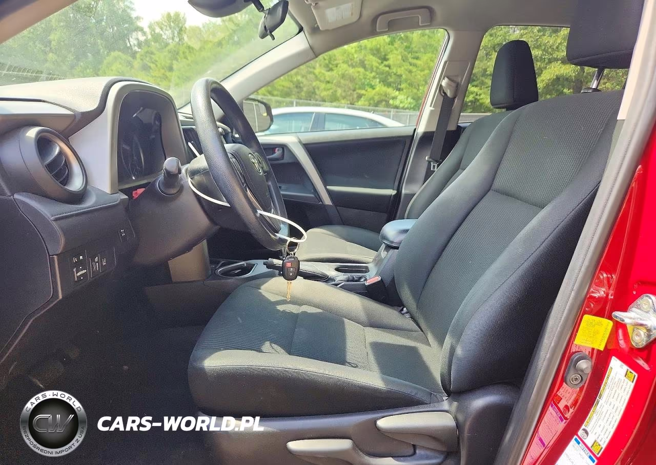 2018 Toyota Rav4 Le VIN:2T3BFREV6JW723803 - 7