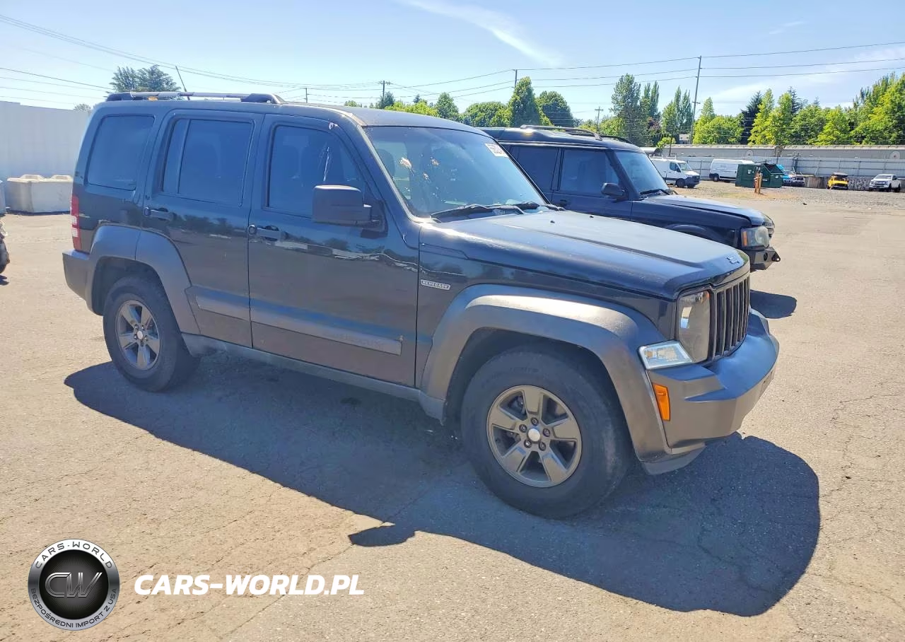 2011 Jeep Liberty Renegade VIN:1J4PN3GK4BW526263 - 4
