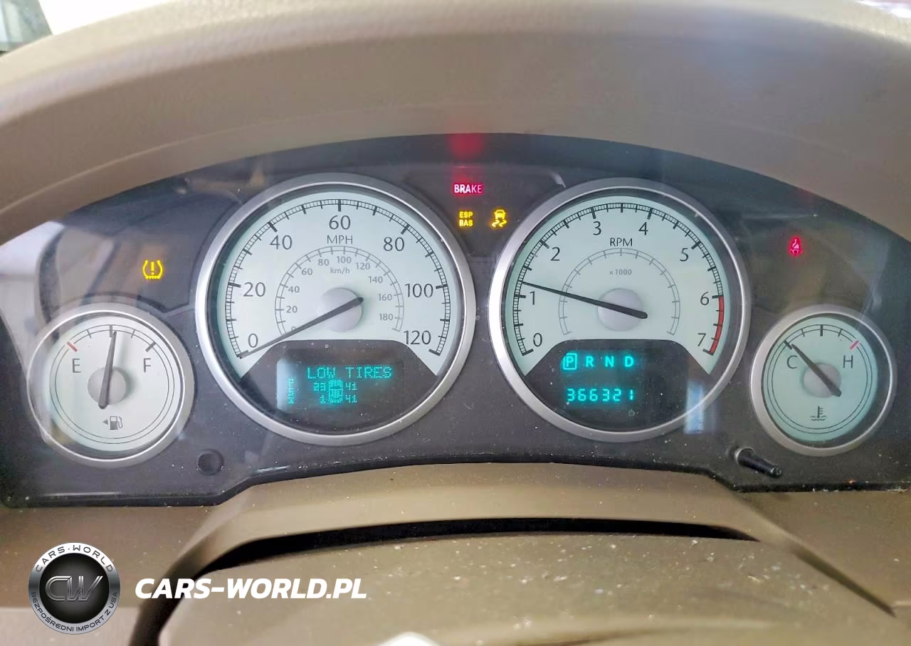 2010 Chrysler Town & Country Limited VIN:2A4RR7DX8AR386780 - 9