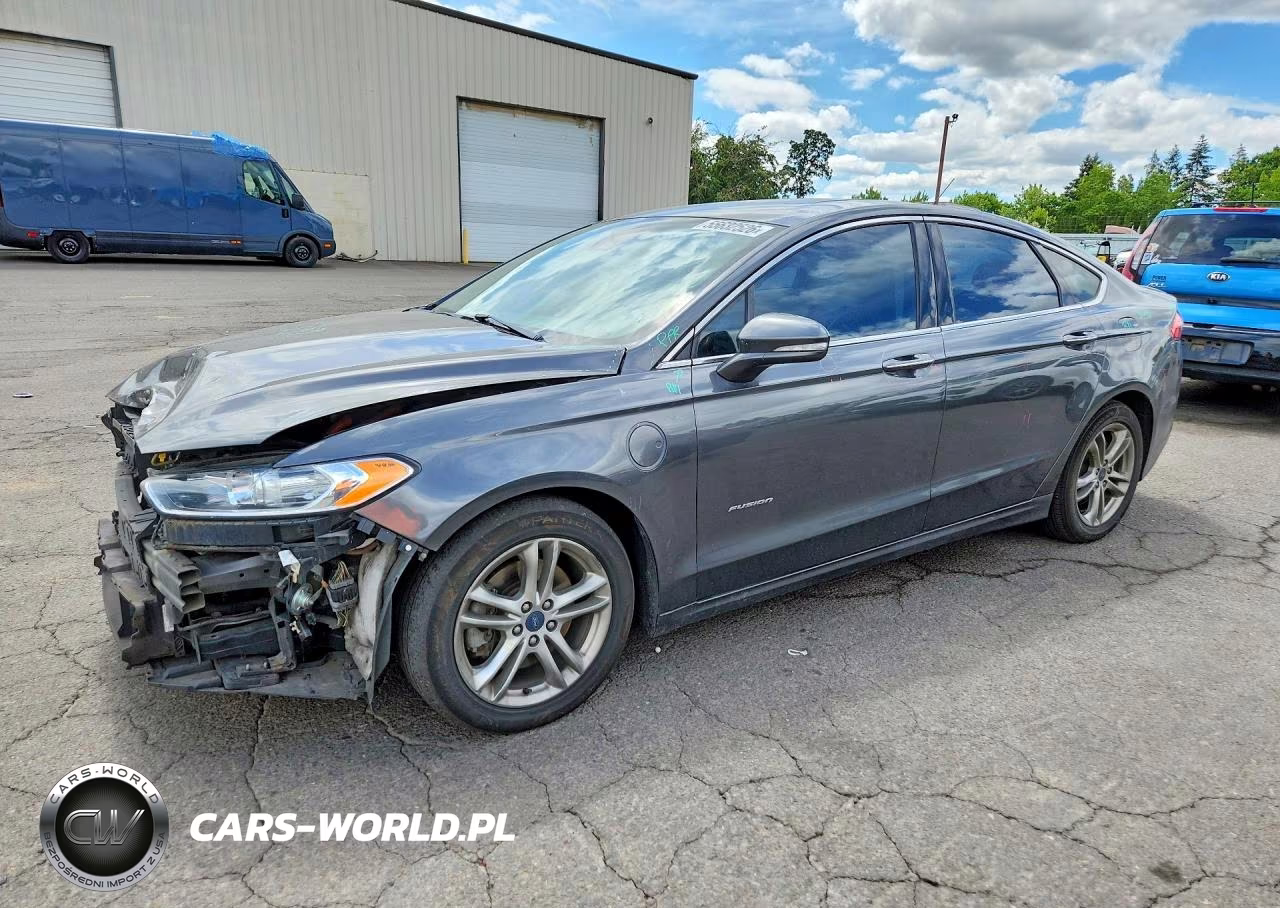2016 Ford Fusion Titanium Phev – zdjęcie 1 z 12