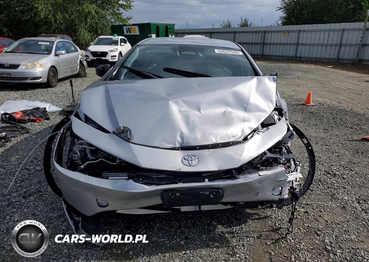 2026 Toyota Prius Plug-In Hybrid Se VIN:JTDACACU1T3063093 - 5