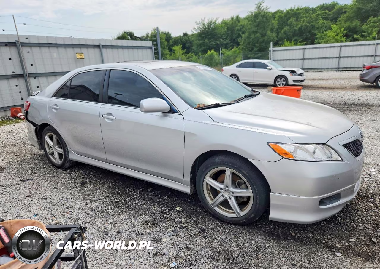 2008 Toyota Camry Se V6 VIN:4T1BK46K28U565501 - 4