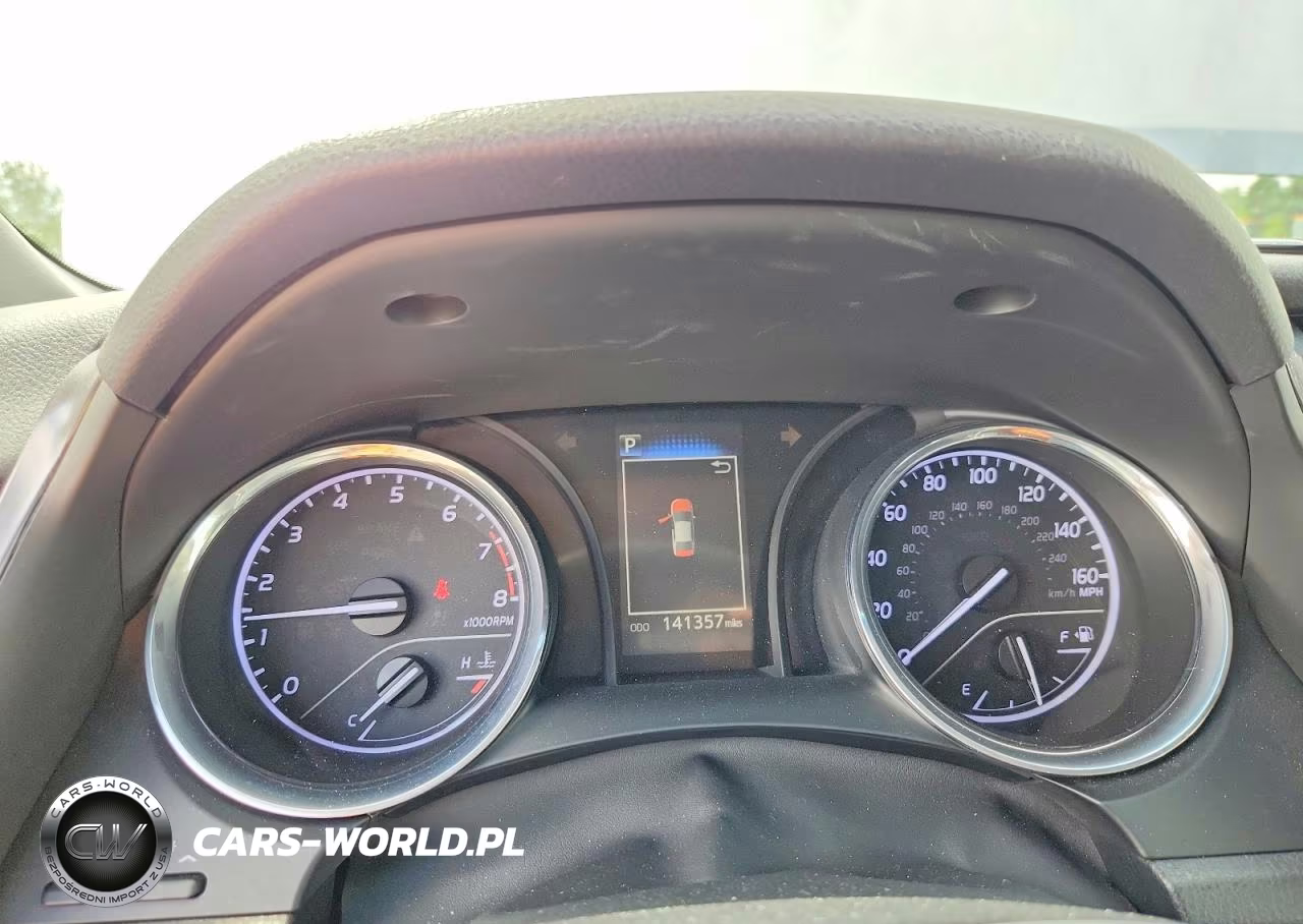 2019 Toyota Camry Le VIN:4T1B11HK7KU679211 - 9