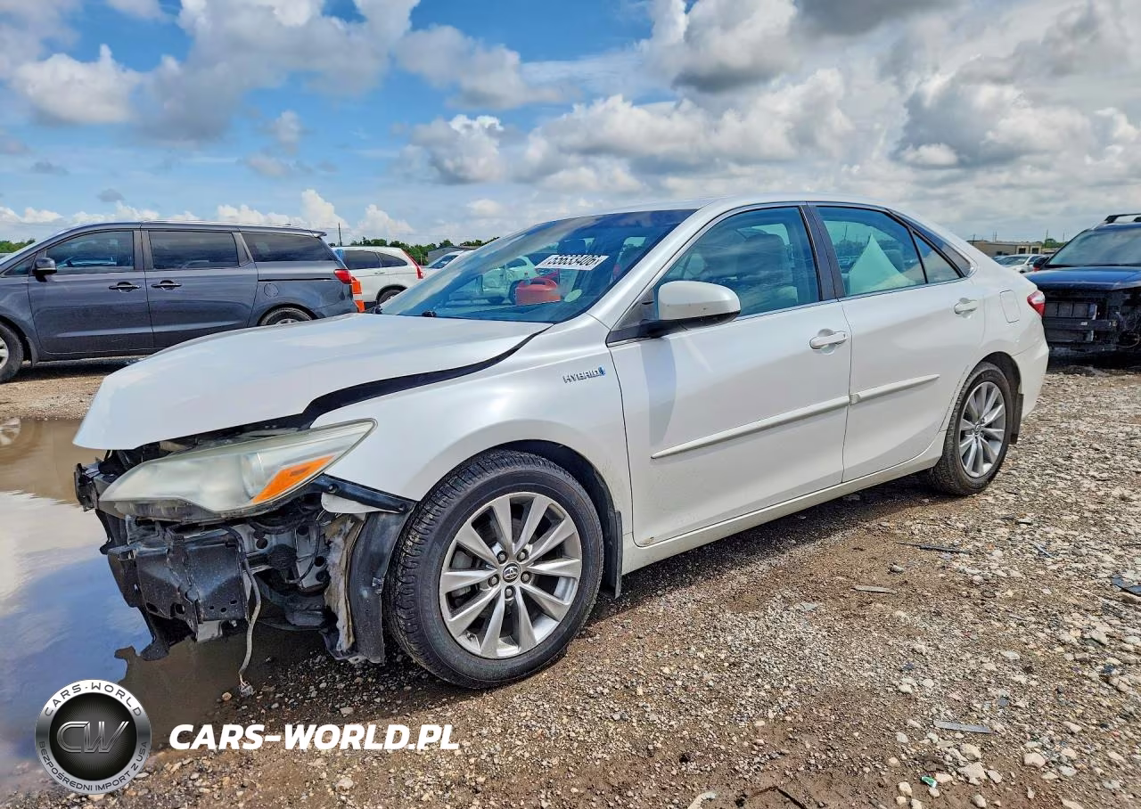 2016 Toyota Camry Hybrid Xle – zdjęcie 1 z 13