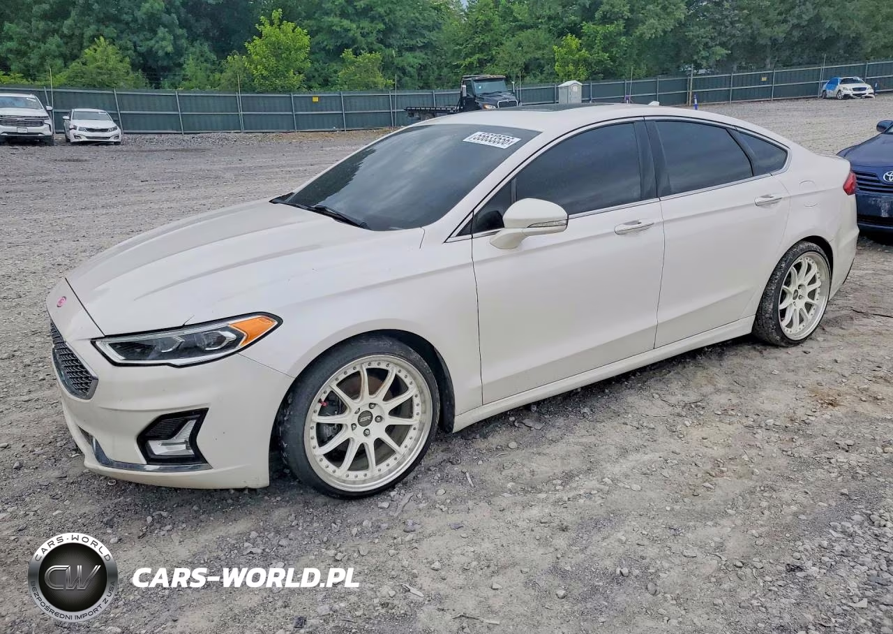 2020 Ford Fusion Titanium – zdjęcie 1 z 12