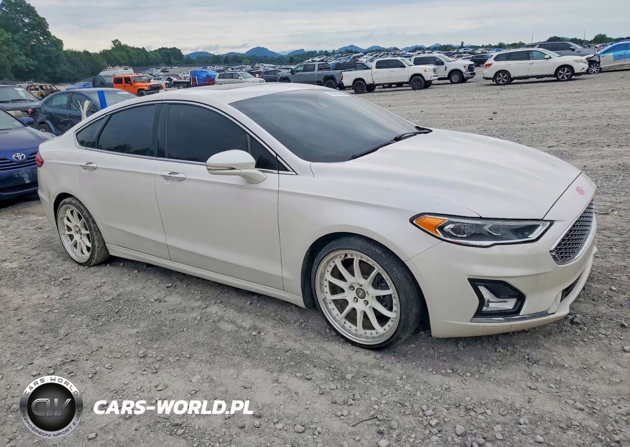 2020 Ford Fusion Titanium VIN:3FA6P0K94LR119388 - 4