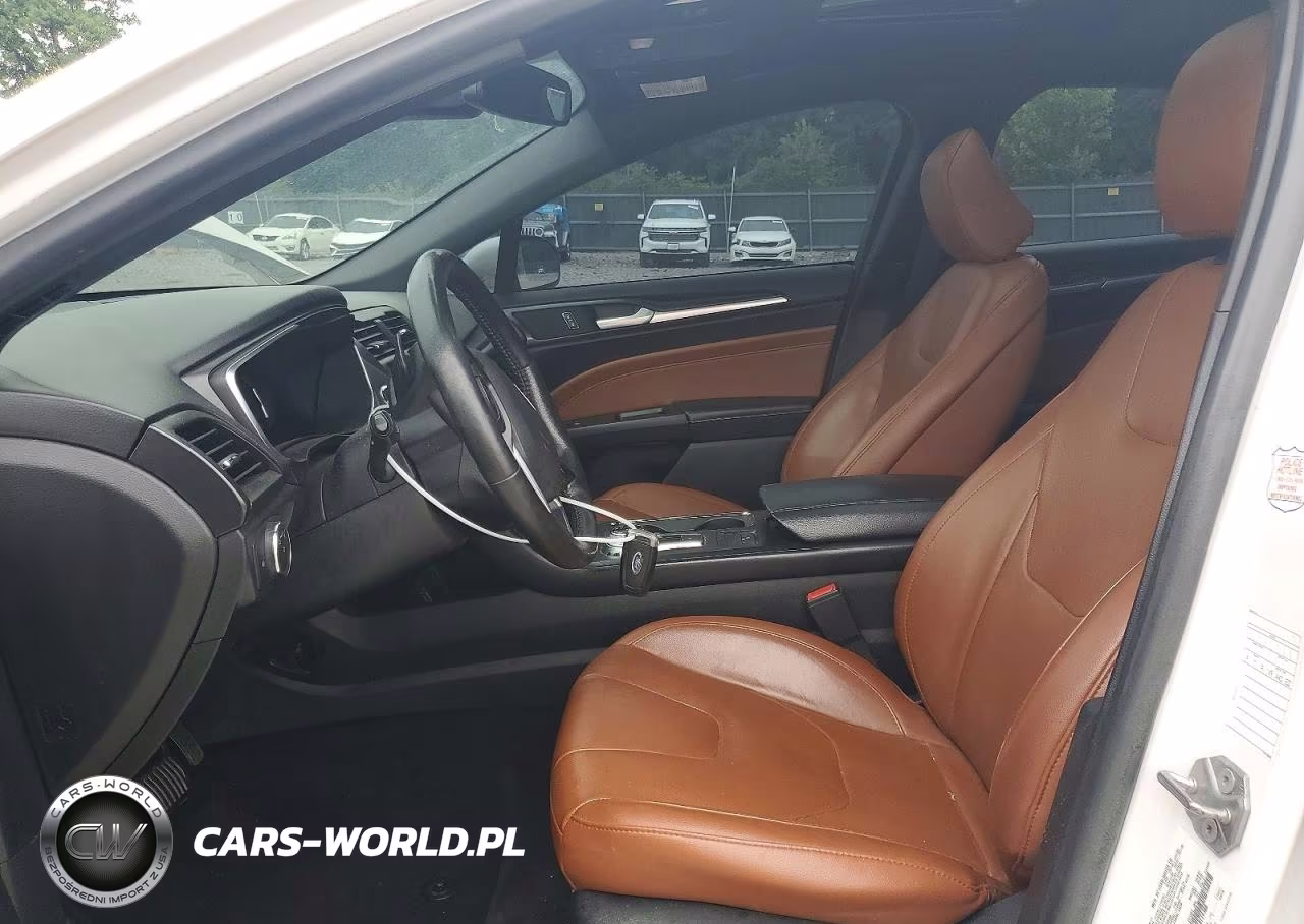 2020 Ford Fusion Titanium VIN:3FA6P0K94LR119388 - 7