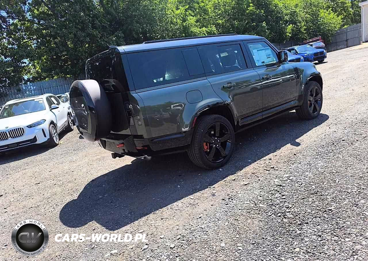 2026 Land Rover Defender 130 X VIN:SALEXFEU8T2603618 - 4