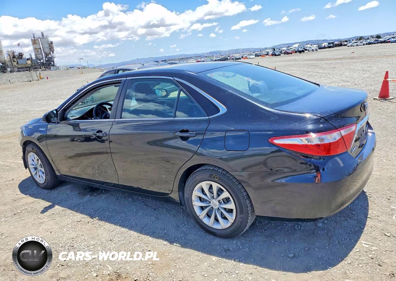 2015 Toyota Camry Hybrid Le VIN:4T1BD1FK1FU158615 - 2