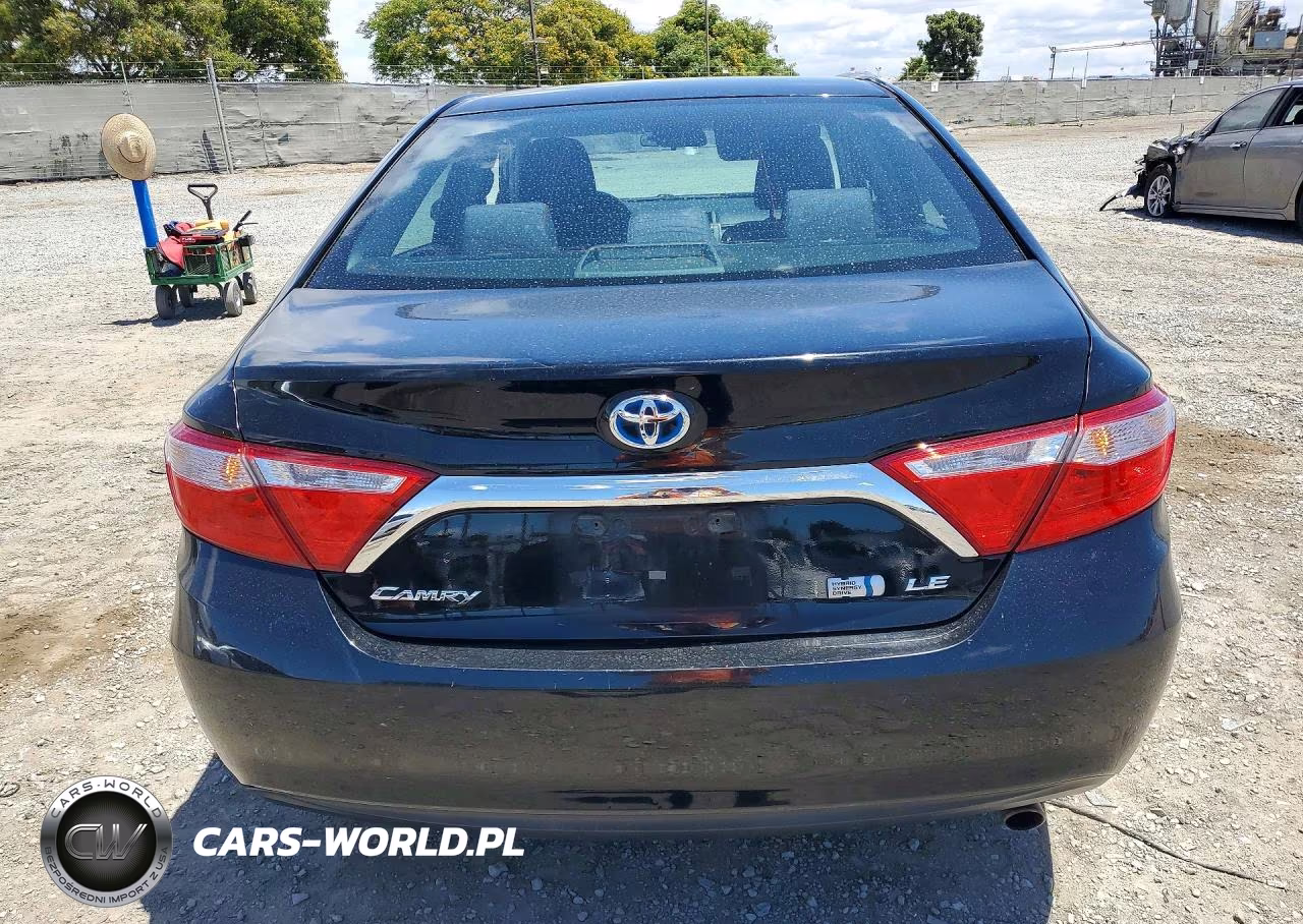 2015 Toyota Camry Hybrid Le VIN:4T1BD1FK1FU158615 - 6