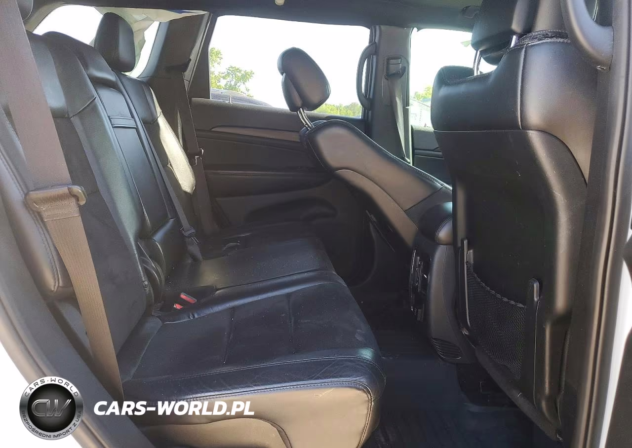 2019 Jeep Grand Cherokee Laredo VIN:1C4RJEAG8KC673021 - 11
