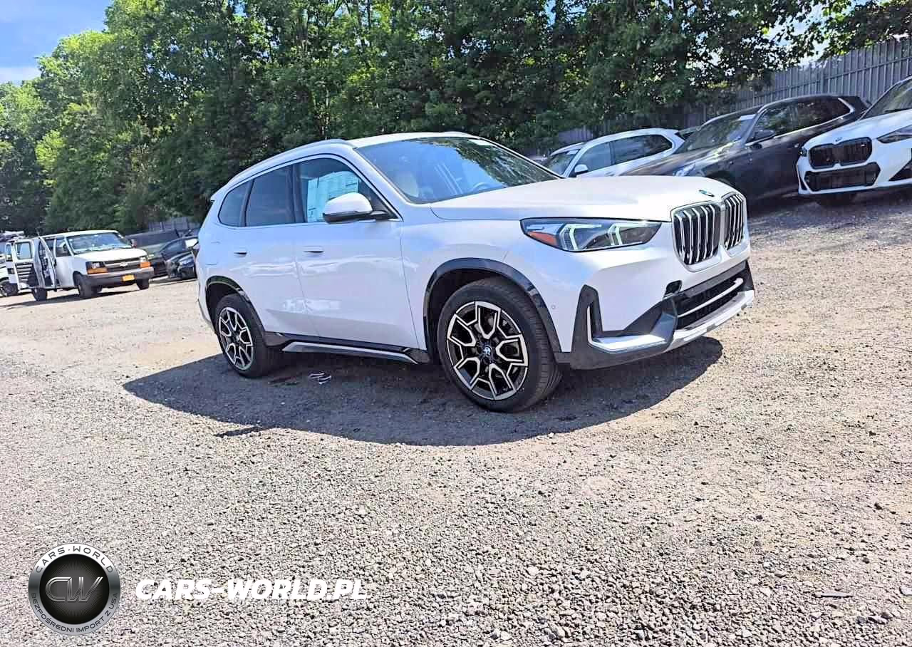 2026 BMW X1 xDrive28I VIN:WBX73EF07T5420438 - 3
