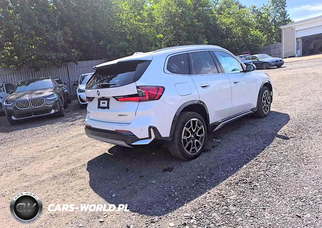2026 BMW X1 xDrive28I VIN:WBX73EF07T5420438 - 4