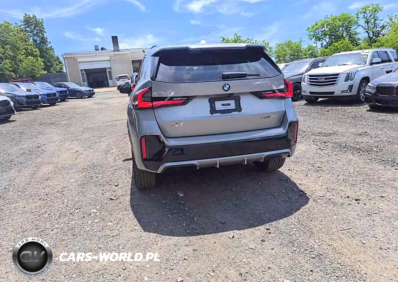 2026 BMW X1 xDrive28I VIN:WBX73EF01T5599818 - 6